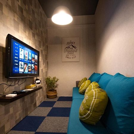 Vibrant Hostel Кота Кинабалу Екстериор снимка