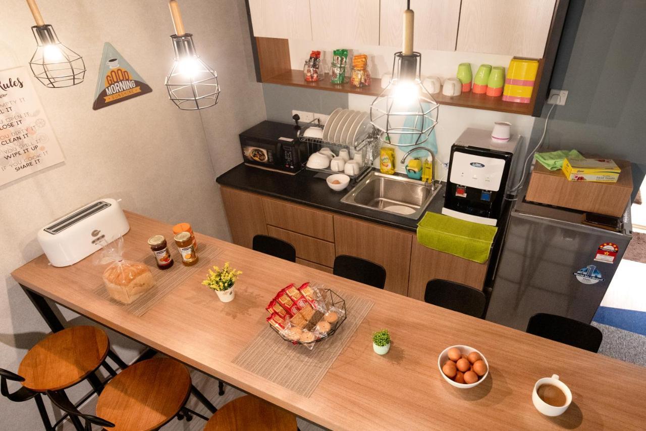 Vibrant Hostel Кота Кинабалу Екстериор снимка
