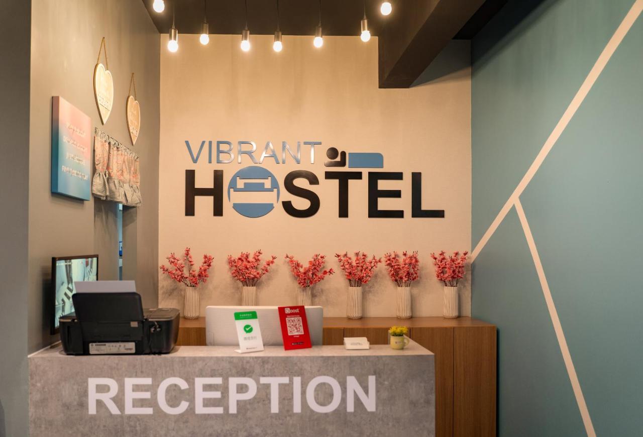 Vibrant Hostel Кота Кинабалу Екстериор снимка