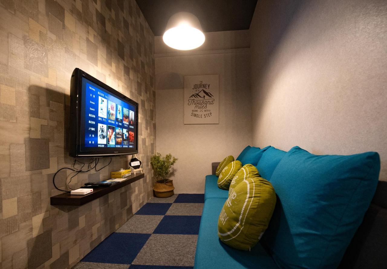 Vibrant Hostel Кота Кинабалу Екстериор снимка